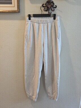 Hollister Light Grey Sweat Pants, Womens Size Small.